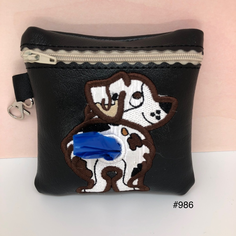 Australian Shepard pet Poo bag dispenser
